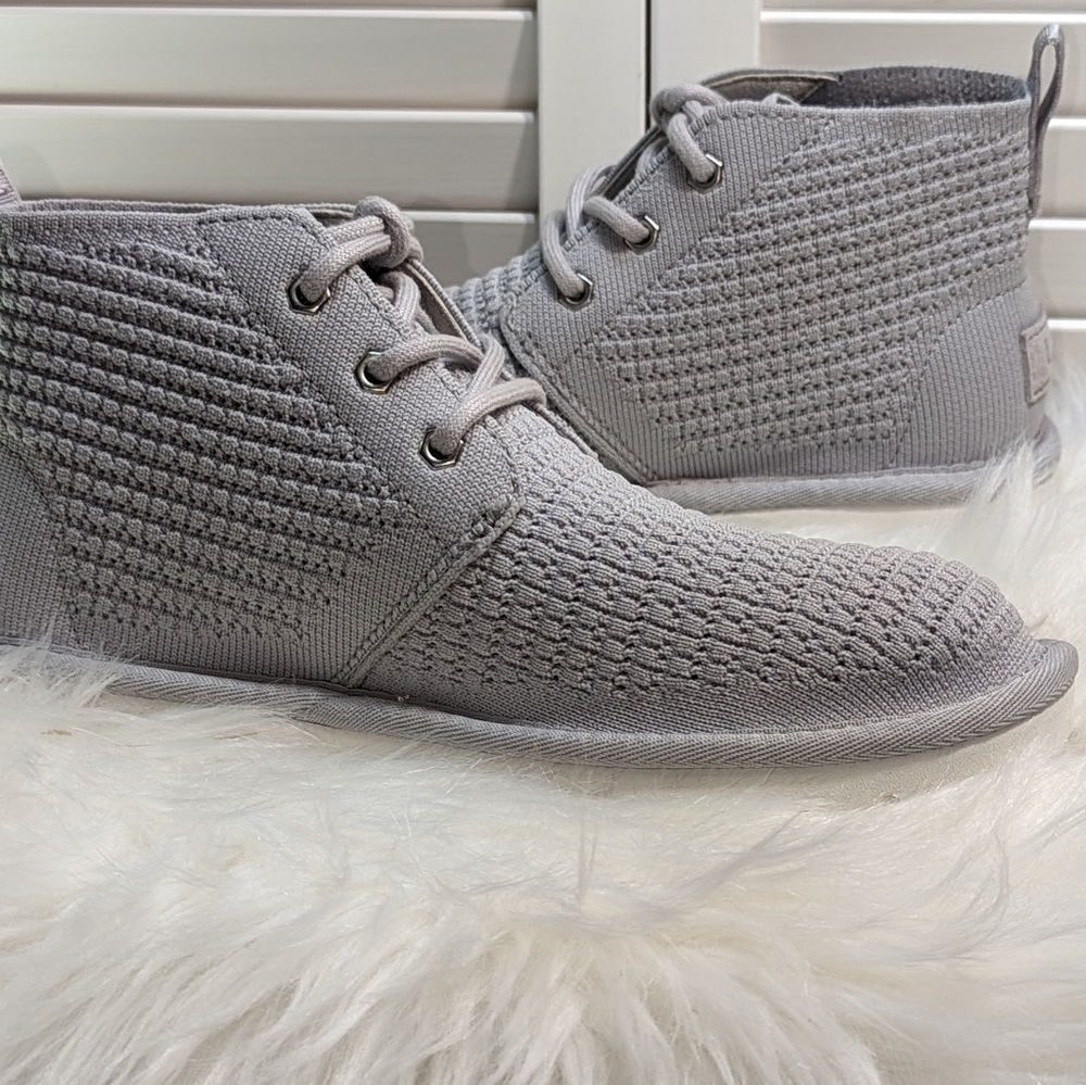 Ugg neumel breeze boot NWOB
